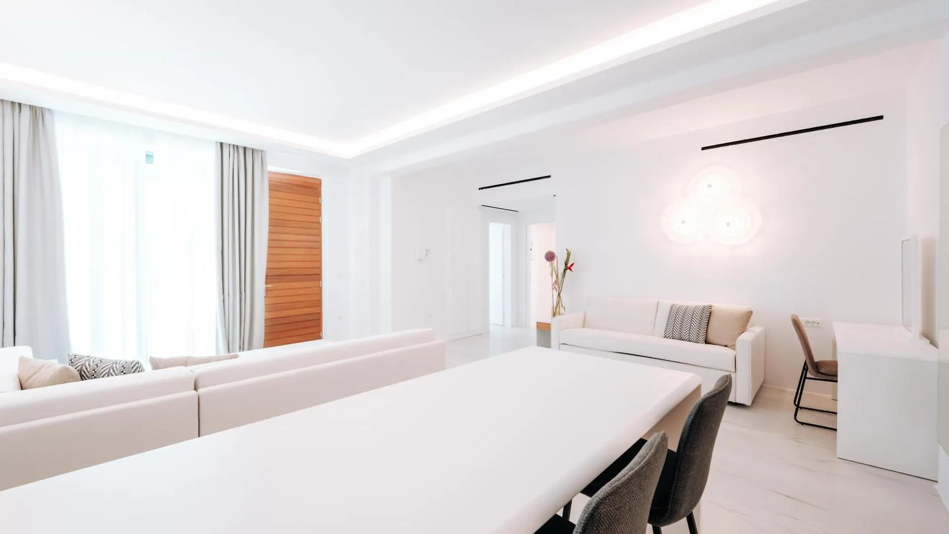 호텔 Arcs Suites & Residences Mykonos Town